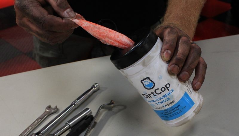 Dirt Cop Hand Cleaner Review by Mike Phillips Autogeek