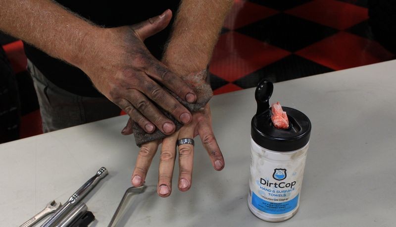 Dirt Cop Hand Cleaner Review by Mike Phillips Autogeek