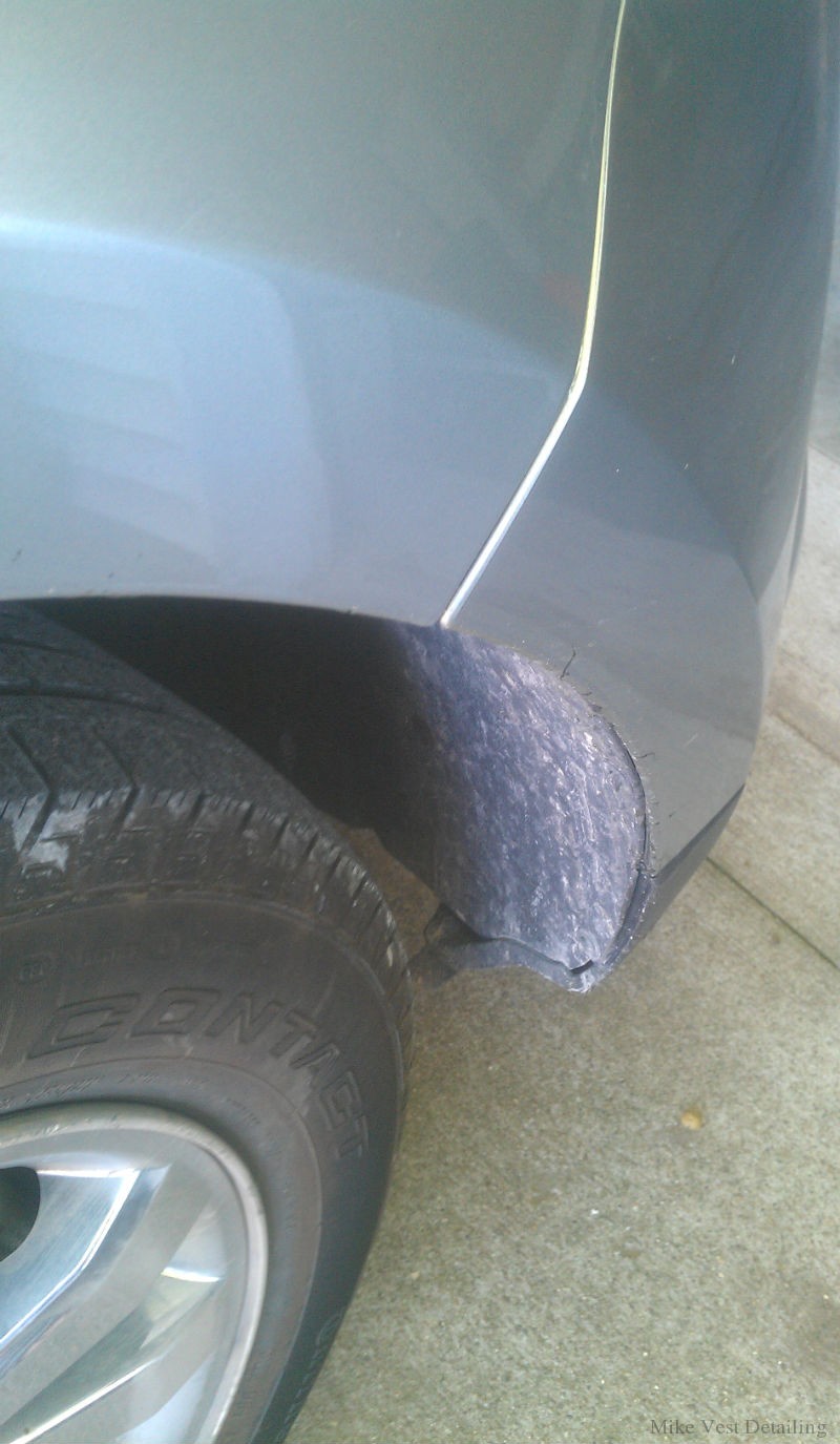 Dirty Wheel Well 4