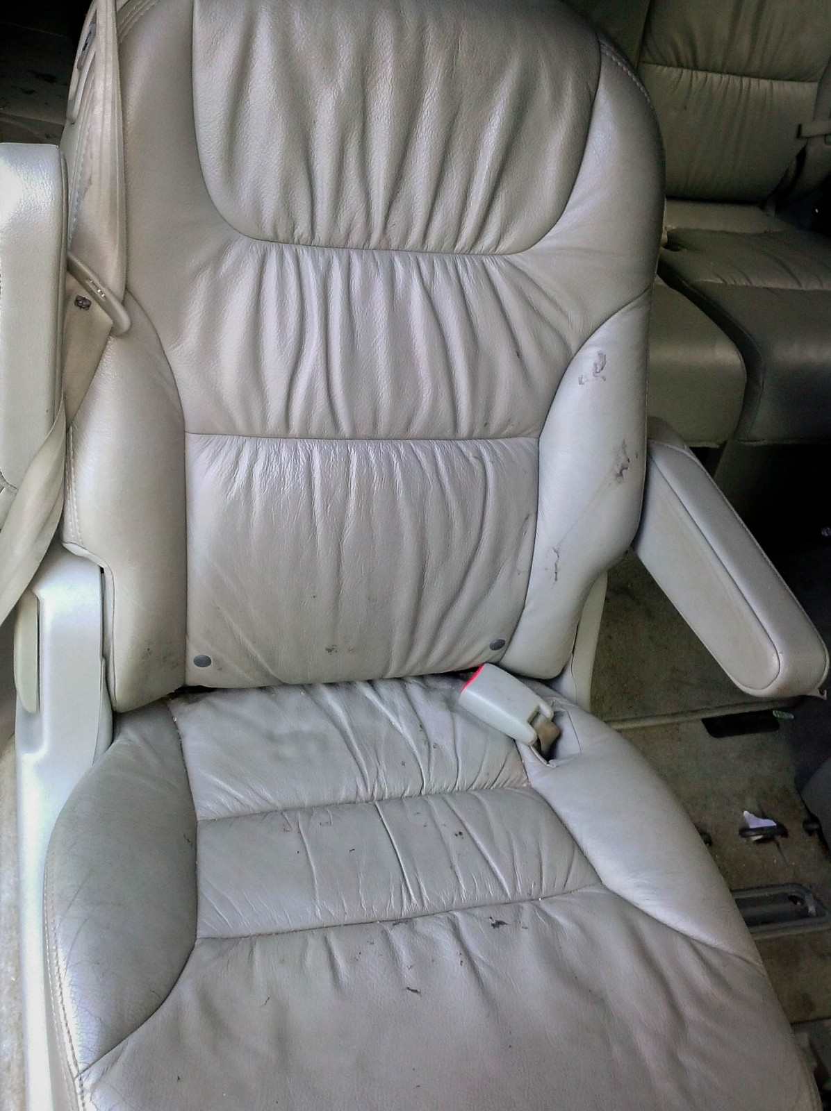 dirty_leather_seats