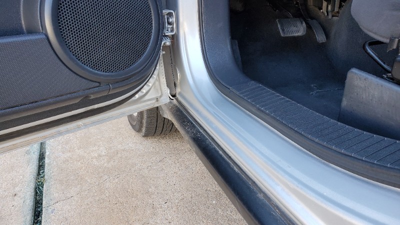 Drivers_Door_Jamb