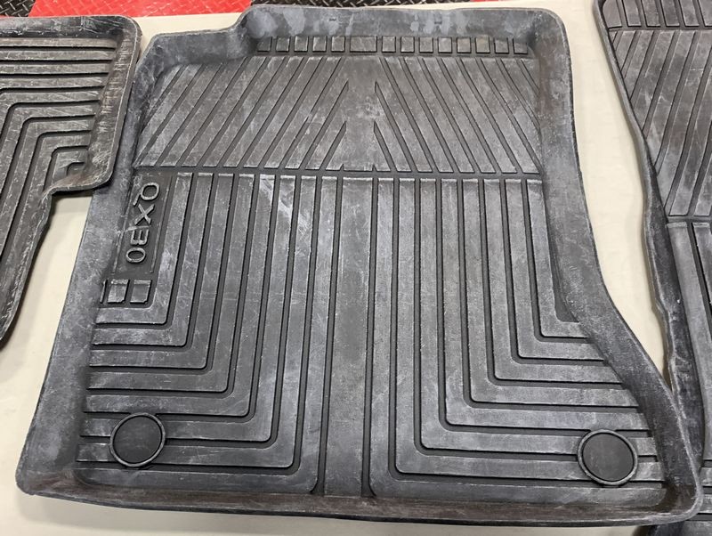 Extreme Floor Mat Makeover BLACKFIRE Mat Cleaner and Protectant
