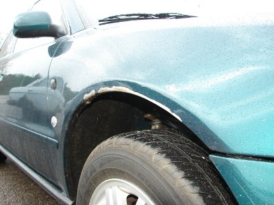 Fender lip missing paint