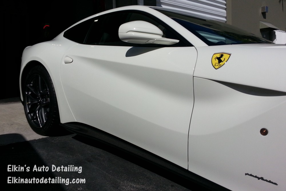 Ferrari_F12_Berlinetta_4_