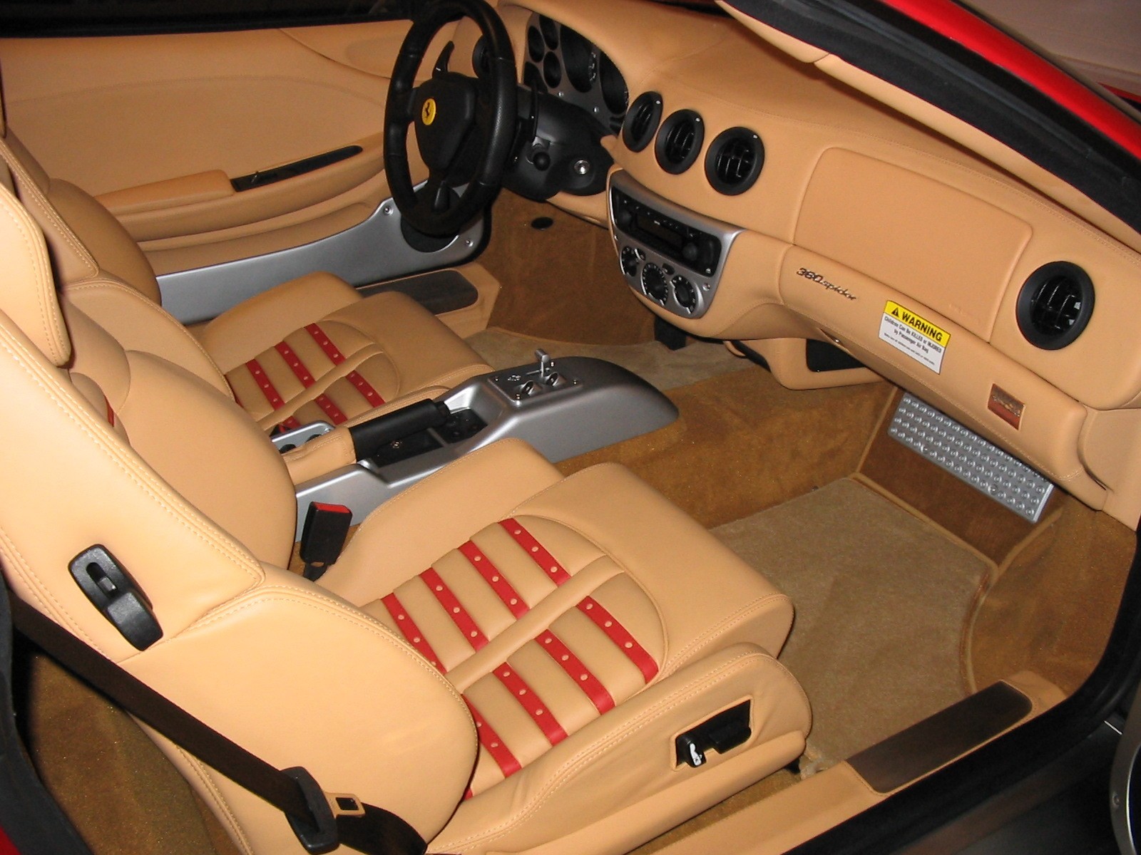 ferrari_spyder_interior