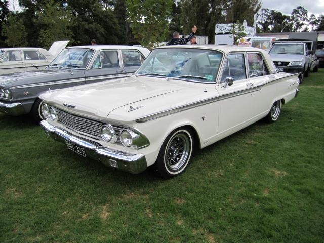 Ford_Fairlane