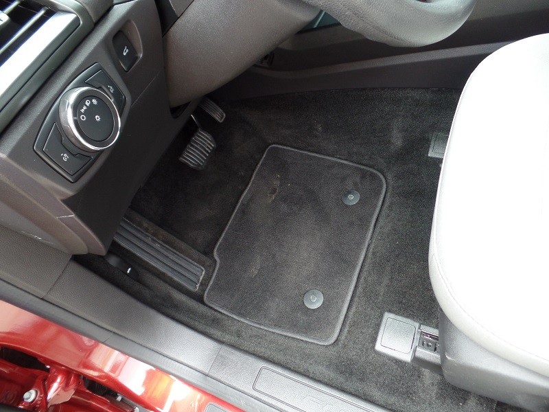 frontdriverfloorafter
