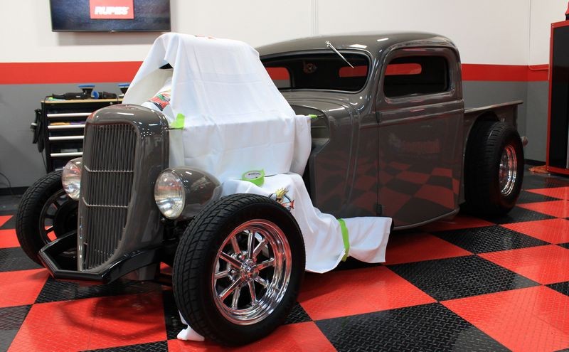 Full BLOWN RUPES on a Full Blown 1936 Ford Streetrod Mike Phillips