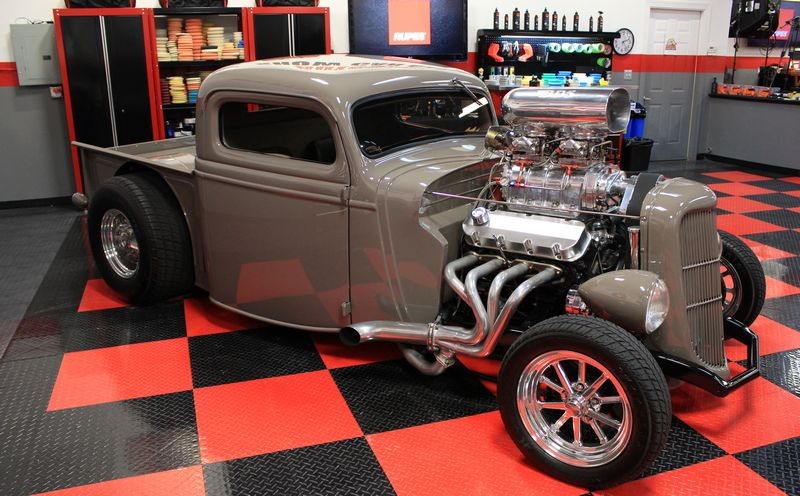 Full BLOWN RUPES on a Full Blown 1936 Ford Streetrod Mike Phillips