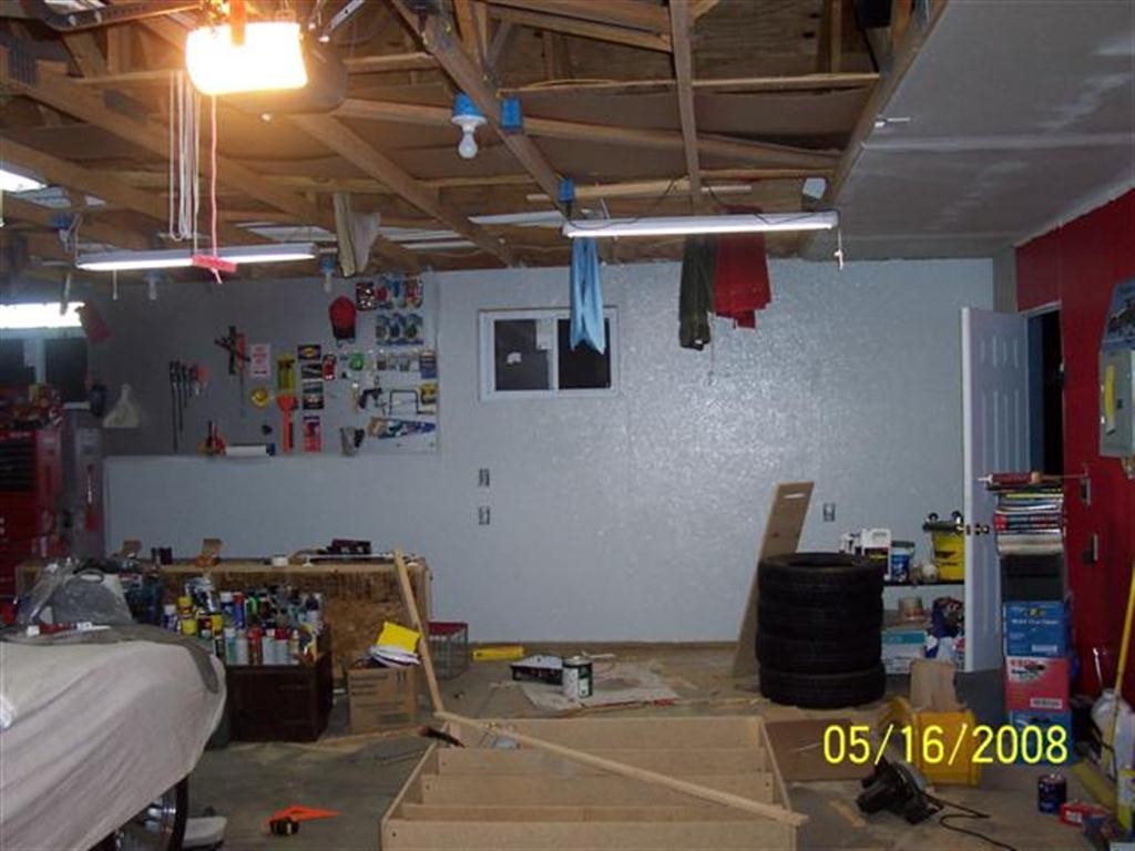 Garage5_16_2008_009_Medium_