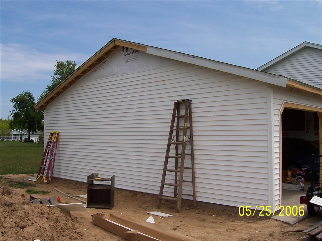 Garage_5_25_06_004_Medium_