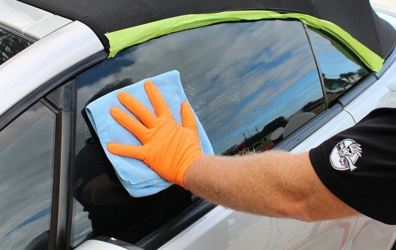 Griots Fine Glass Polish Removing water spots Mike Phillips