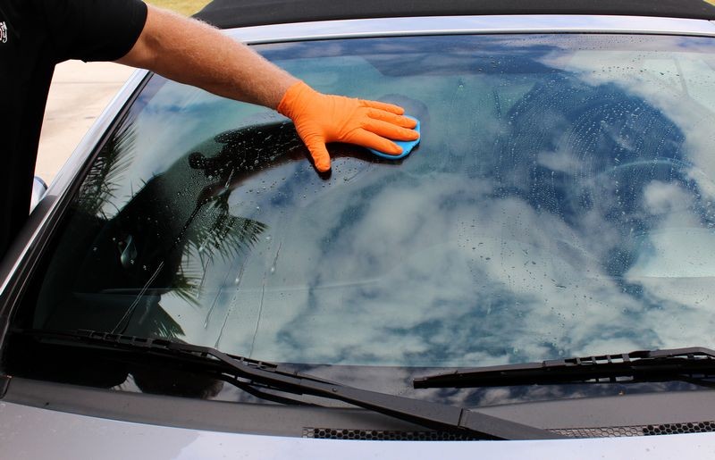 Griots Fine Glass Polish Removing water spots Mike Phillips