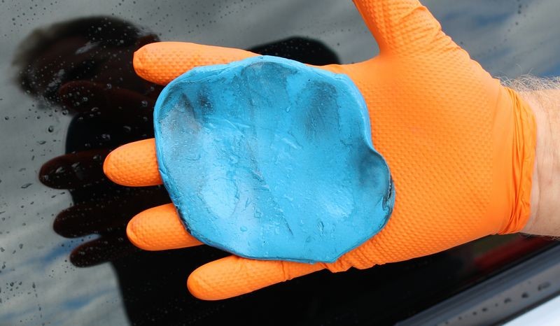 Griots Fine Glass Polish Removing water spots Mike Phillips