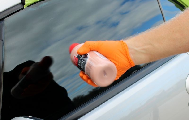 Griots Fine Glass Polish Removing water spots Mike Phillips