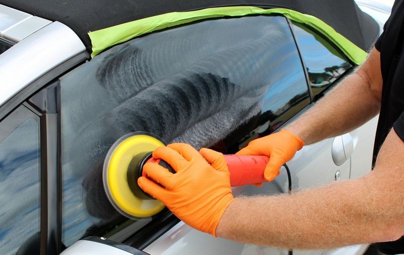 Griots Fine Glass Polish Removing water spots Mike Phillips