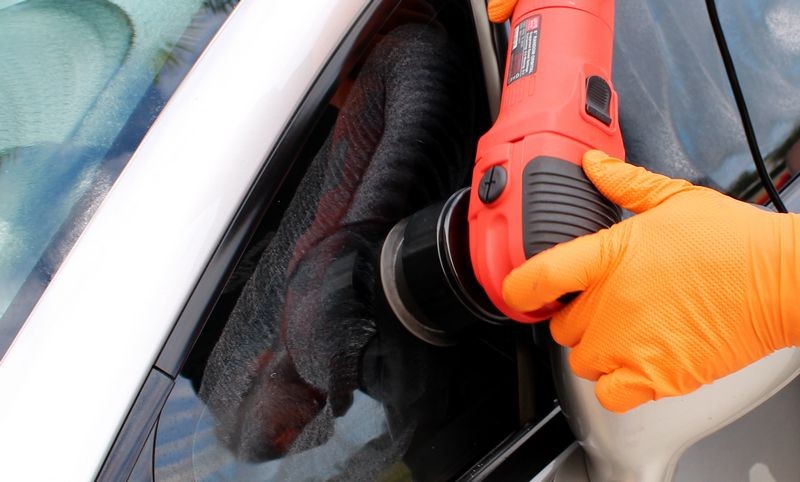 Griots Fine Glass Polish Removing water spots Mike Phillips