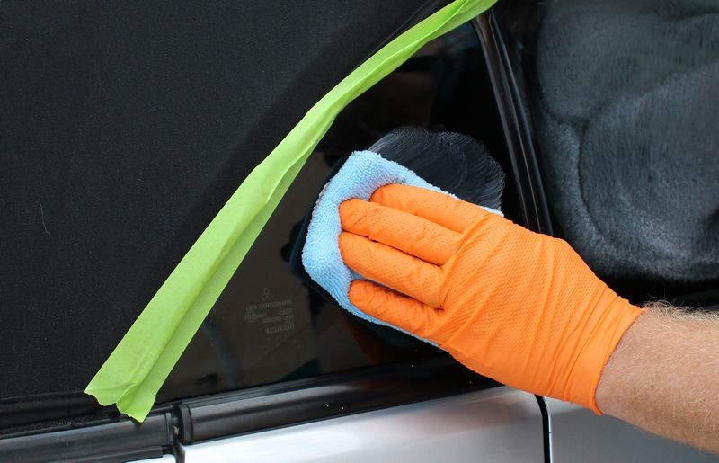 Griots Fine Glass Polish Removing water spots Mike Phillips