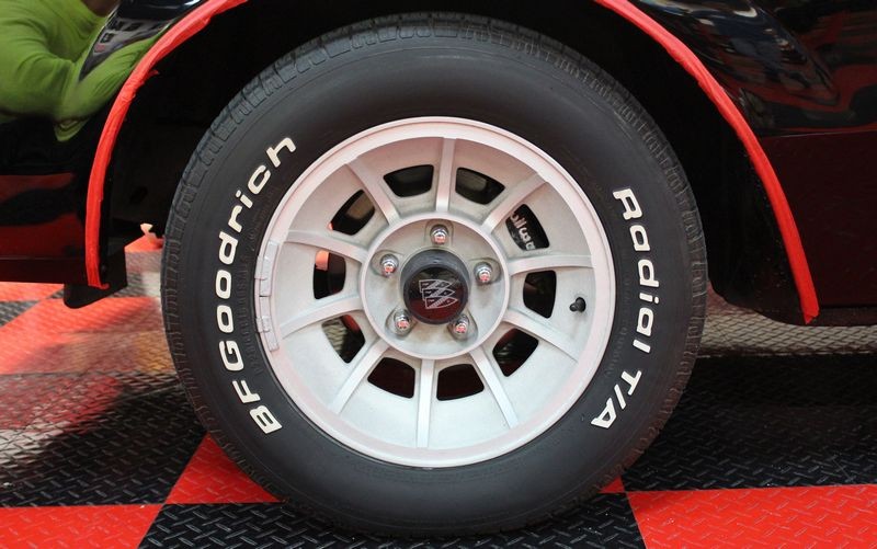 Griots Garage Black Shine Tire Gel BF Goodrich Radial TA