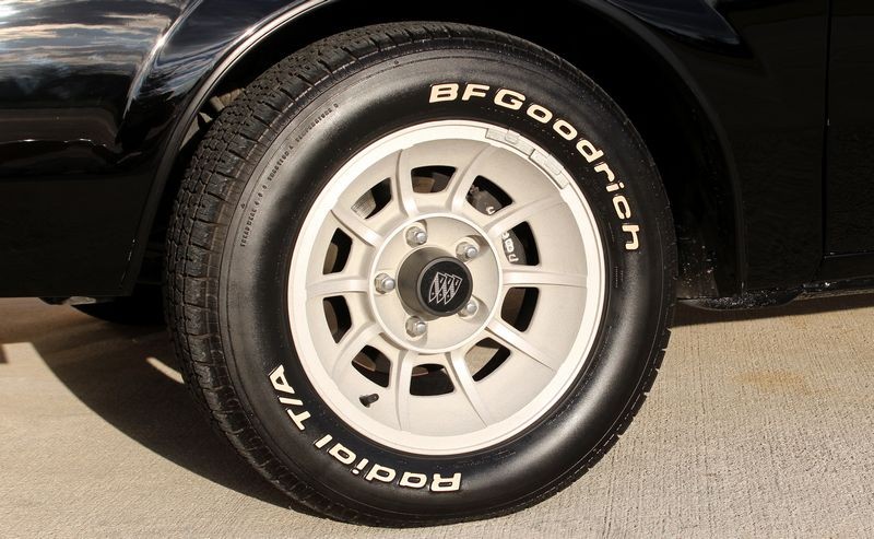 Griots Garage Black Shine Tire Gel BF Goodrich Radial TA