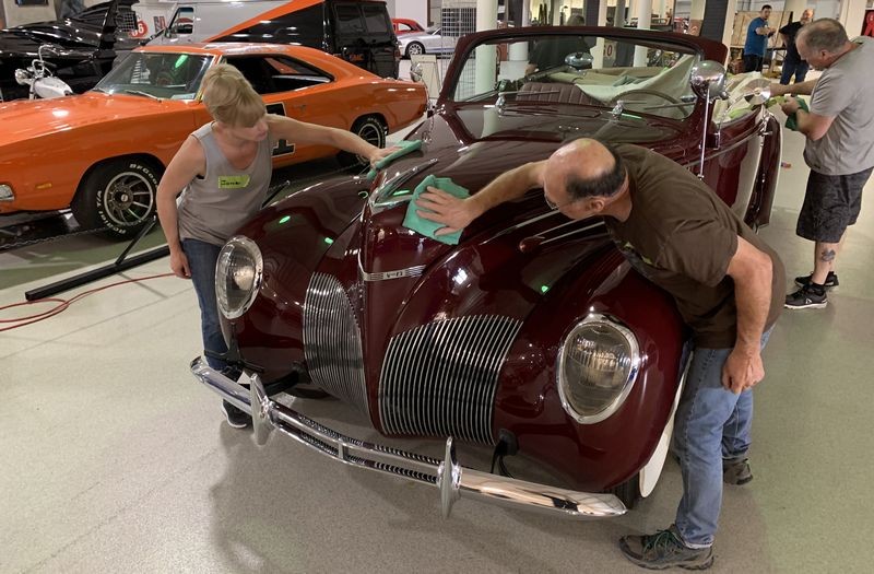 Griots Garage BOSS Detailing Class Mike Phillips