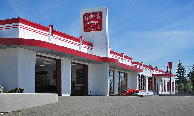 Griots Garage Detailing Class with Mike Phillips at Autogeek