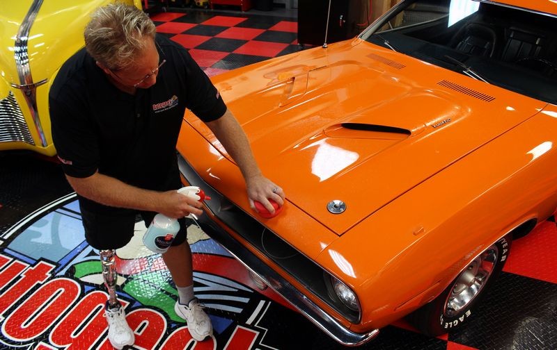 Griots Garage Synthetic Clay Mike Phillips