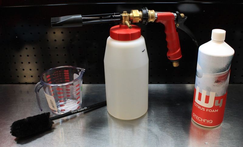 GTechniq Citrus Foam and Iron Remover Mike Phillips