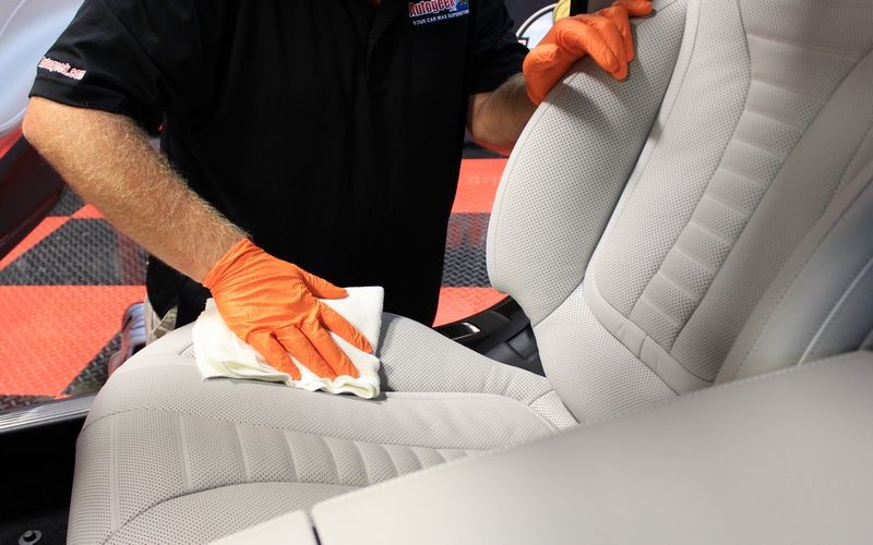 GTechniq Tri-Clean and Leather Guard Mike Phillips