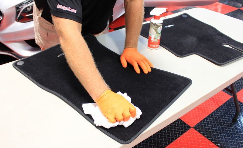 GTechniq Tri-Clean and Smart Fabric by Mike Phillips