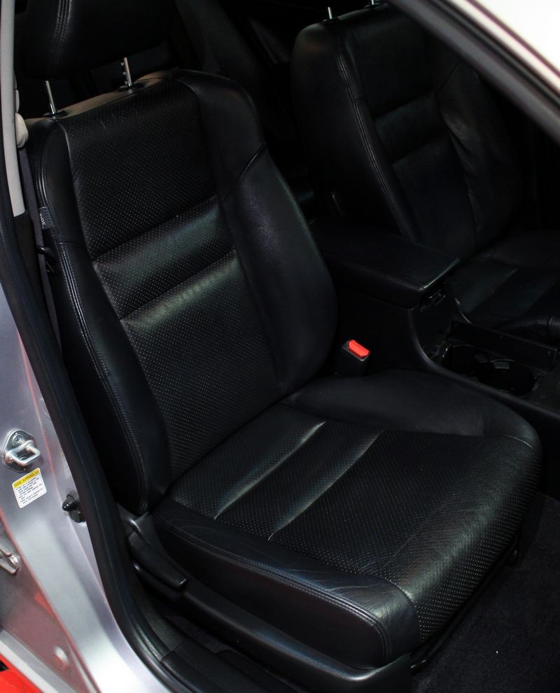 GYEON Q2M Leather Cleaner and GYEON Q2 Leather Coat by Mike Phillips