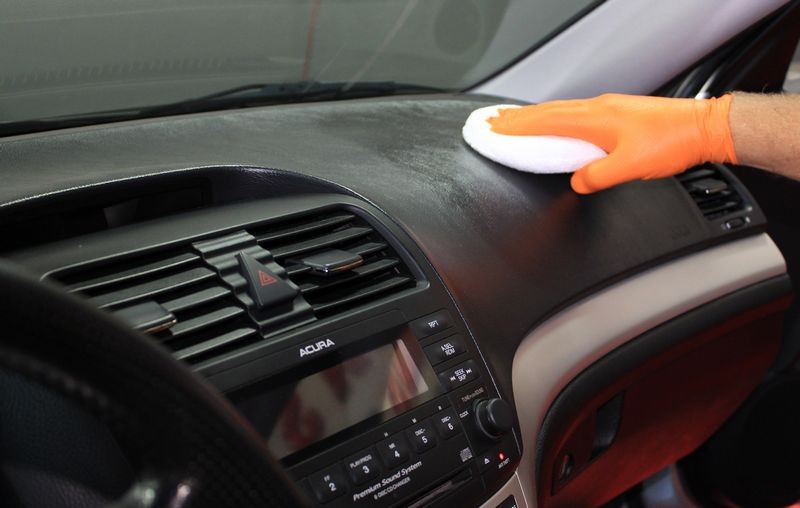 GYEON Vinyl Cleaner and Preserver Review by Mike Phillips