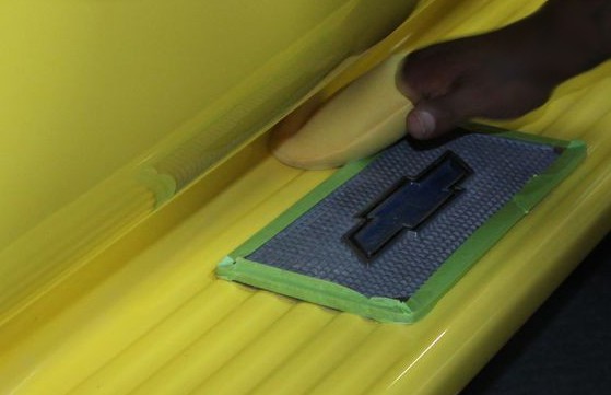 Hand Polishing Paint