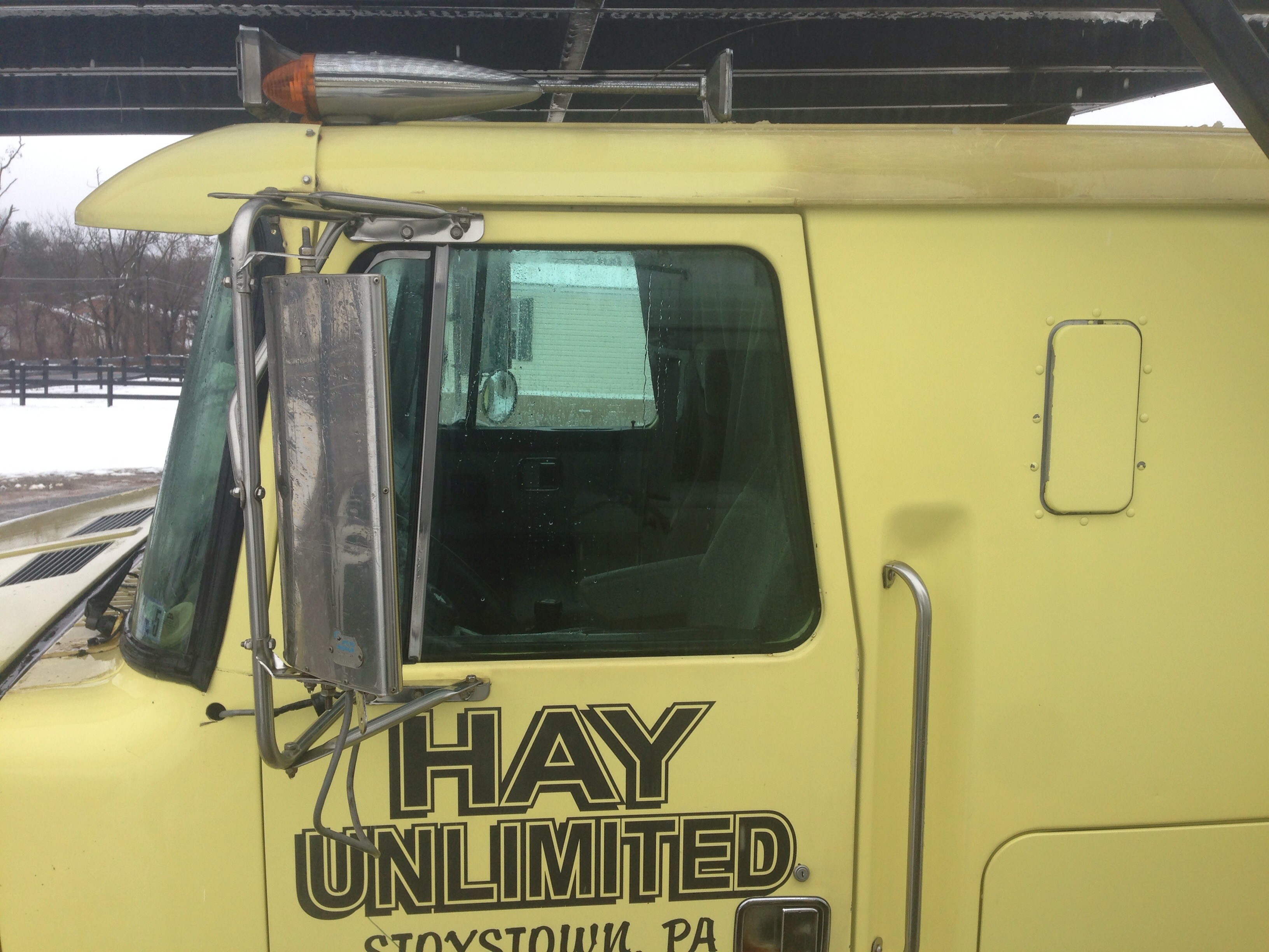 Hay8