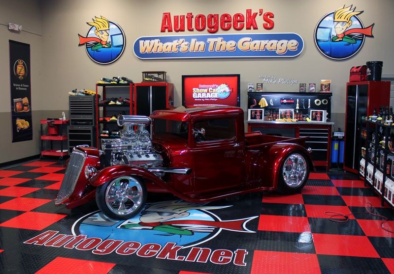 Hemi Engine in a 1934 Ford on the set of Autogeek's &amp;quot;What's in the