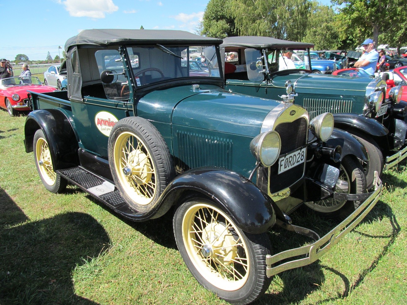 Hospice_Car_Show_041a