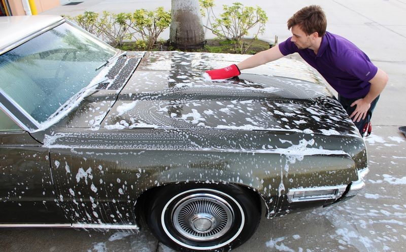 How to Aggressive Wash before machine buffing Mike Phillips