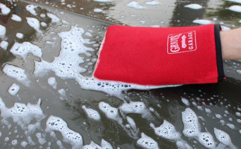 How to Aggressive Wash before machine buffing Mike Phillips