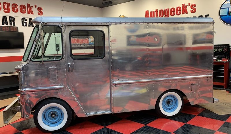 How to polish aluminum airstream b24 tanker truck Mike Phillips