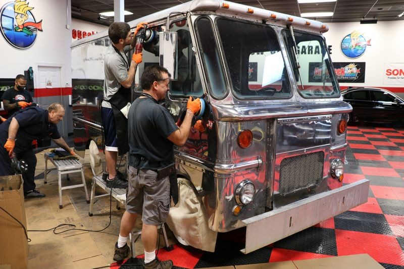 How to polish aluminum airstream b24 tanker truck Mike Phillips