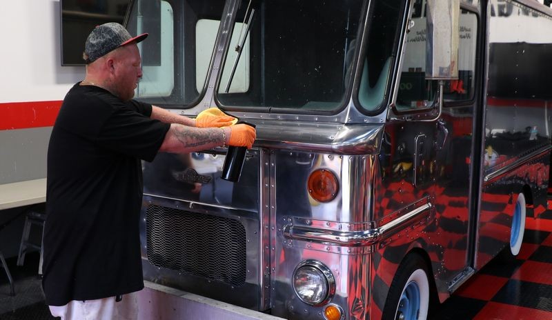 How to polish aluminum airstream b24 tanker truck Mike Phillips