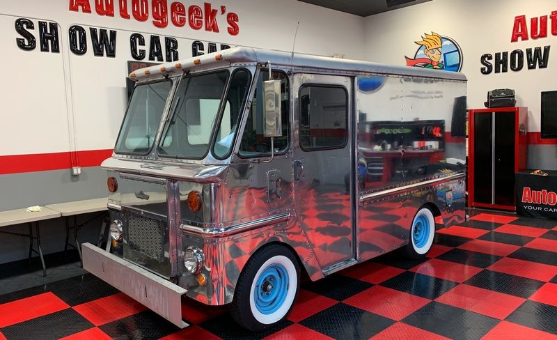 How to polish aluminum airstream b24 tanker truck Mike Phillips