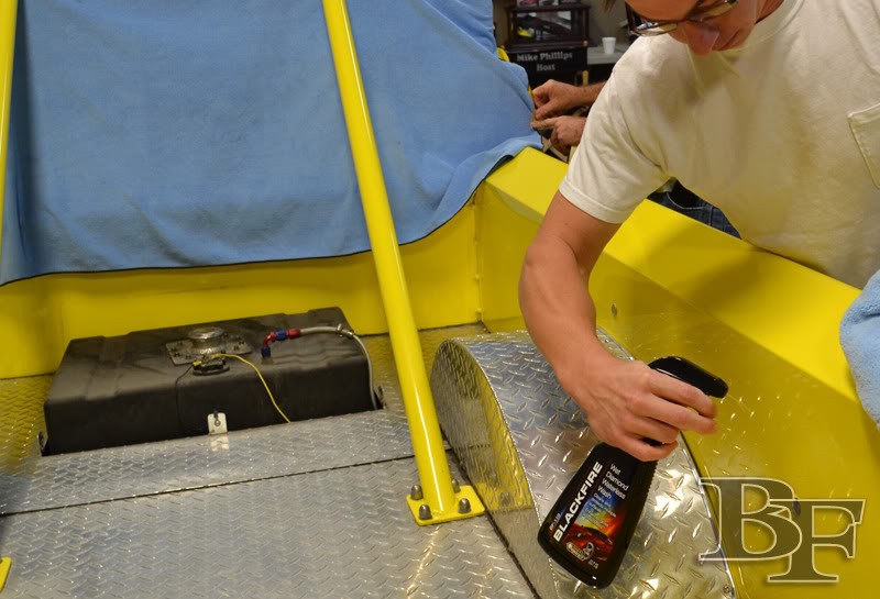 how to polish aluminum diamond plate