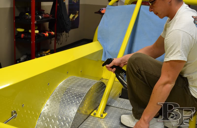 how to polish aluminum diamond plate