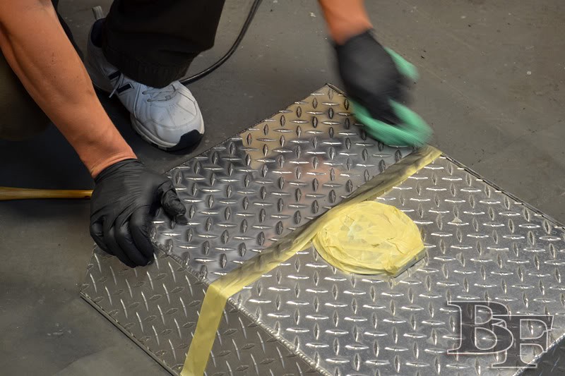 how to polish aluminum diamond plate