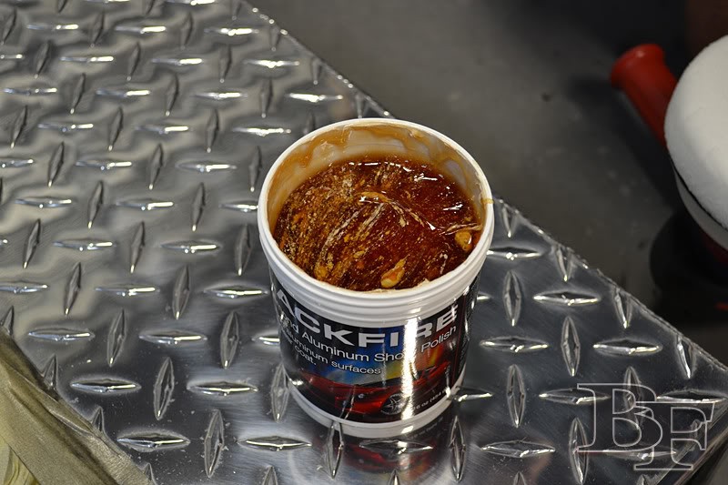 how to polish aluminum diamond plate
