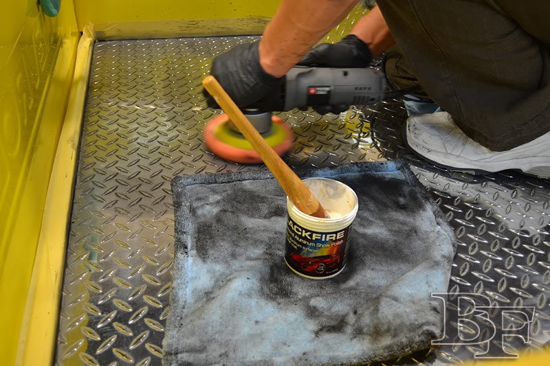 how to polish aluminum diamond plate