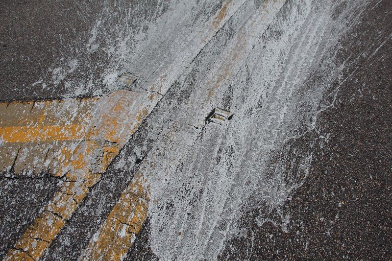 How to remove road paint off my car