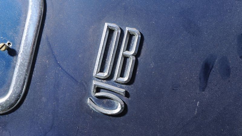 How to restore antique car paint