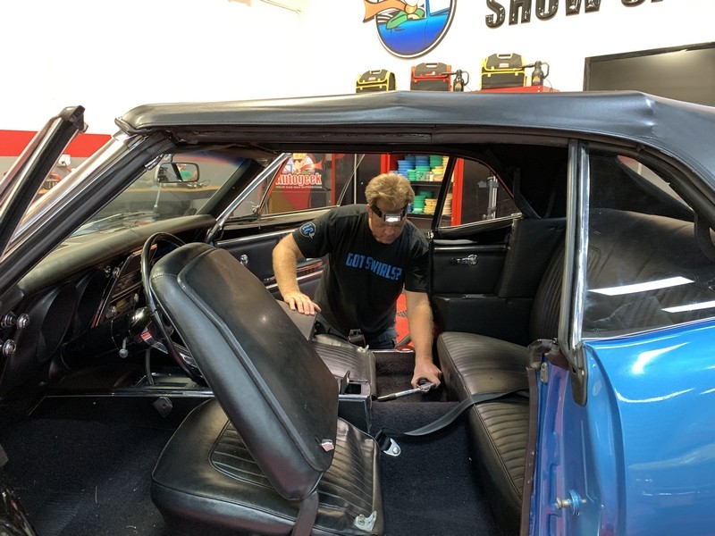 How to use 303 Aerospace Protectant to Restore Vinyl Seats Mike Phillips